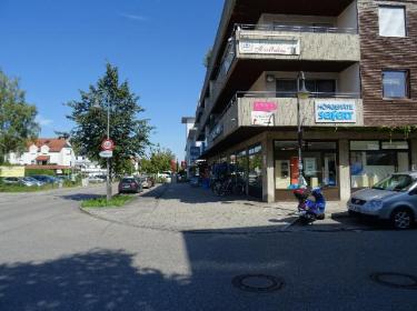Blick in die Lochhauser Straße